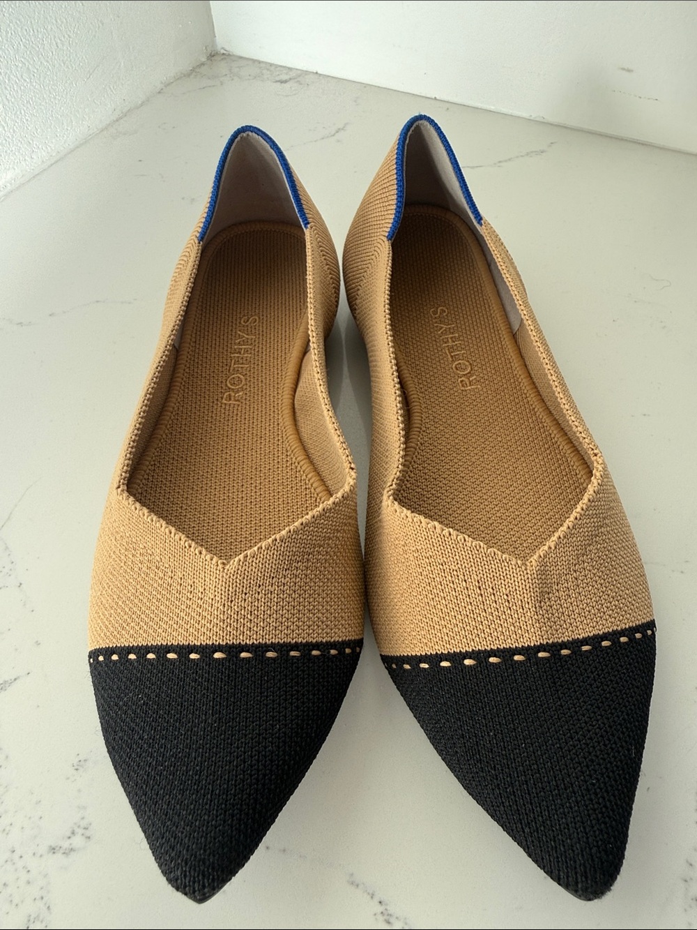 Rothy's The Point flats in Camel tan and Black  Captoe Womens size 8.5